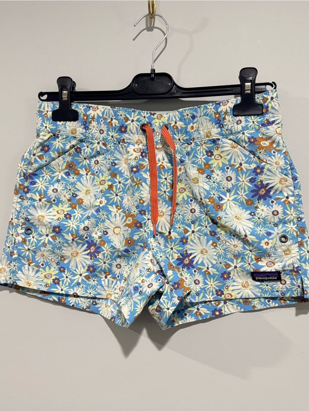 Patagonia Girls Floral Baggies Shorts NWT XL